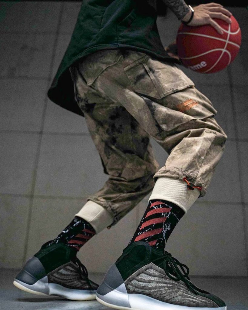 adidas Yeezy Quantum Basketball Barium H68771 Fecha de Lanzamiento