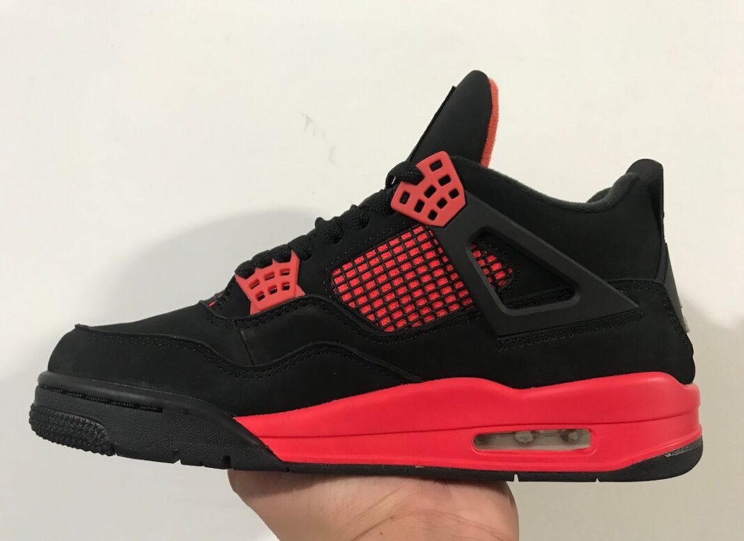 Air Jordan 4 