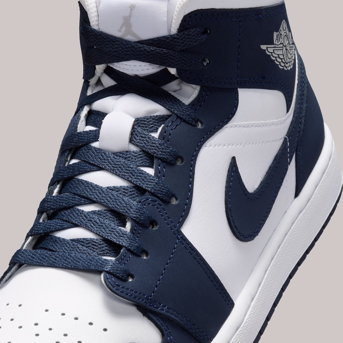 Air Jordan 1 Mid Gets A New “Obsidian” Colorway