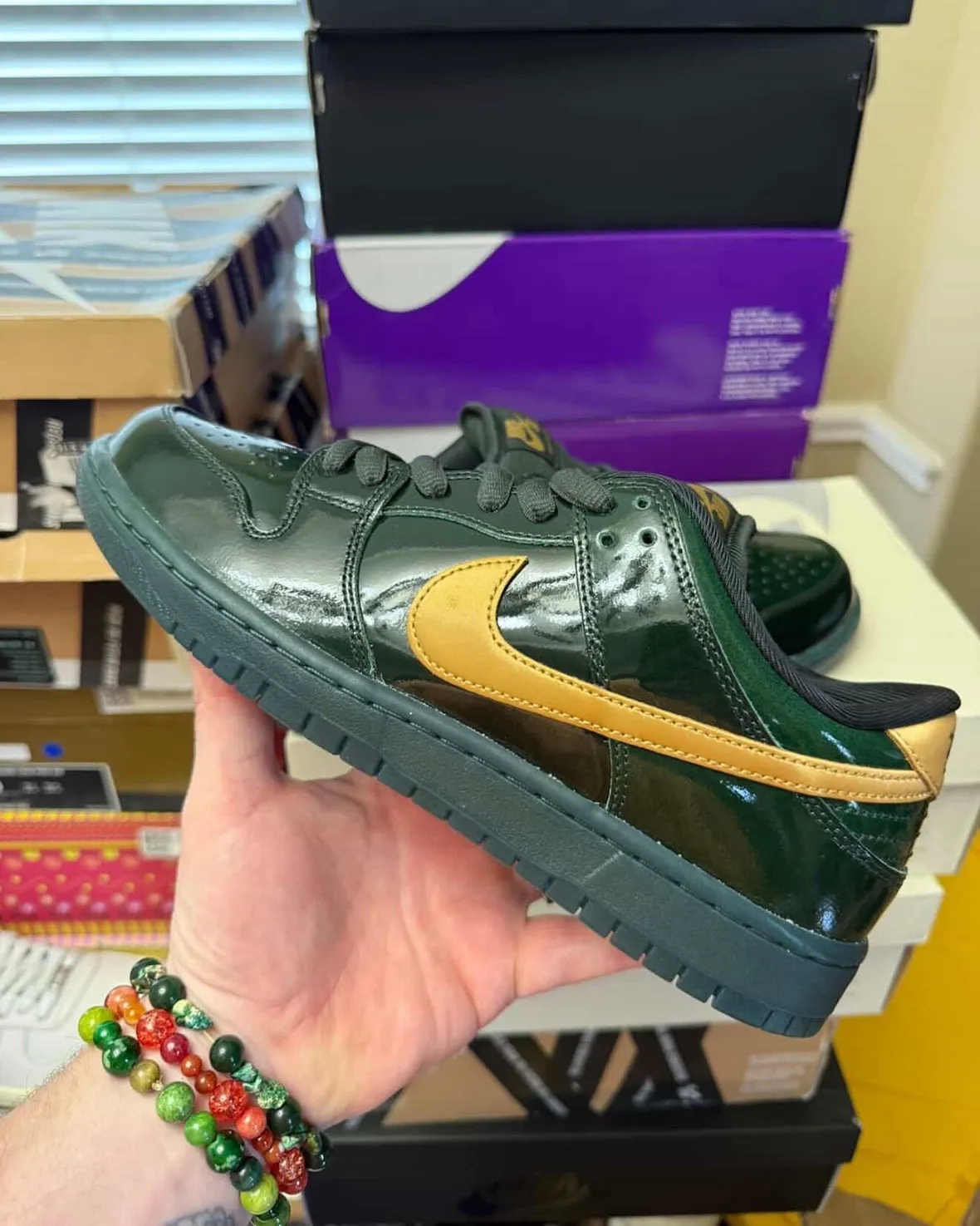 Nike SB Dunk Low “Green Patent” Reveals 25th Anniversary Details
